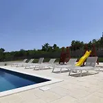 Zen Garden With Heated Pool Willa