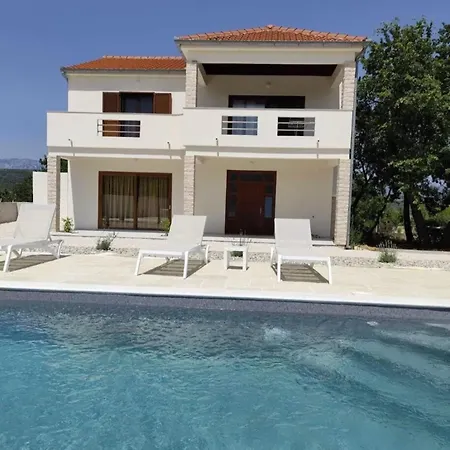 Villa Zen Garden With Heated Pool Posedarje