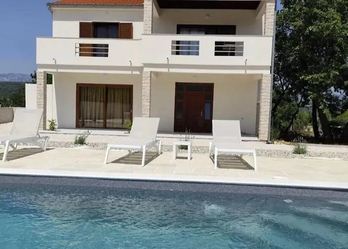Villa Zen Garden With Heated Pool Posedarje