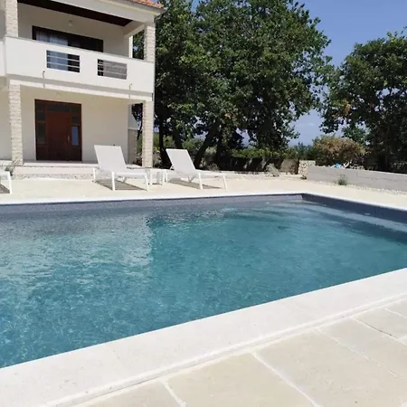 Villa Zen Garden With Heated Pool Posedarje