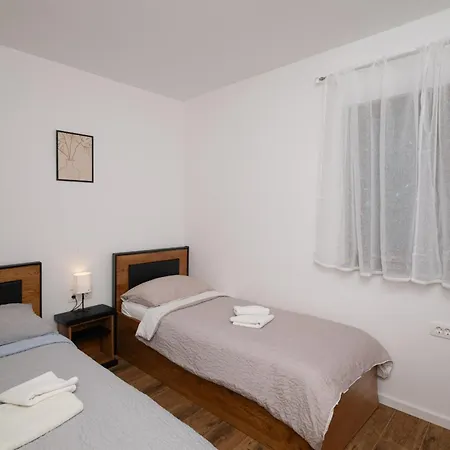 Zen Garden With Heated Pool Villa Posedarje