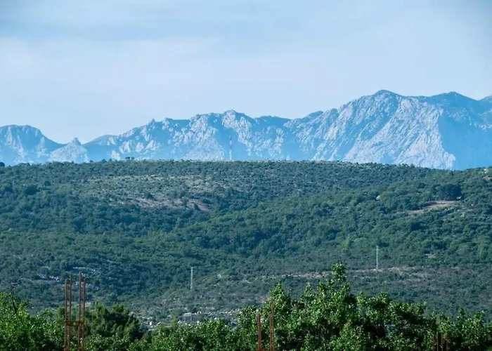 Zen Garden With Heated Pool Вилла